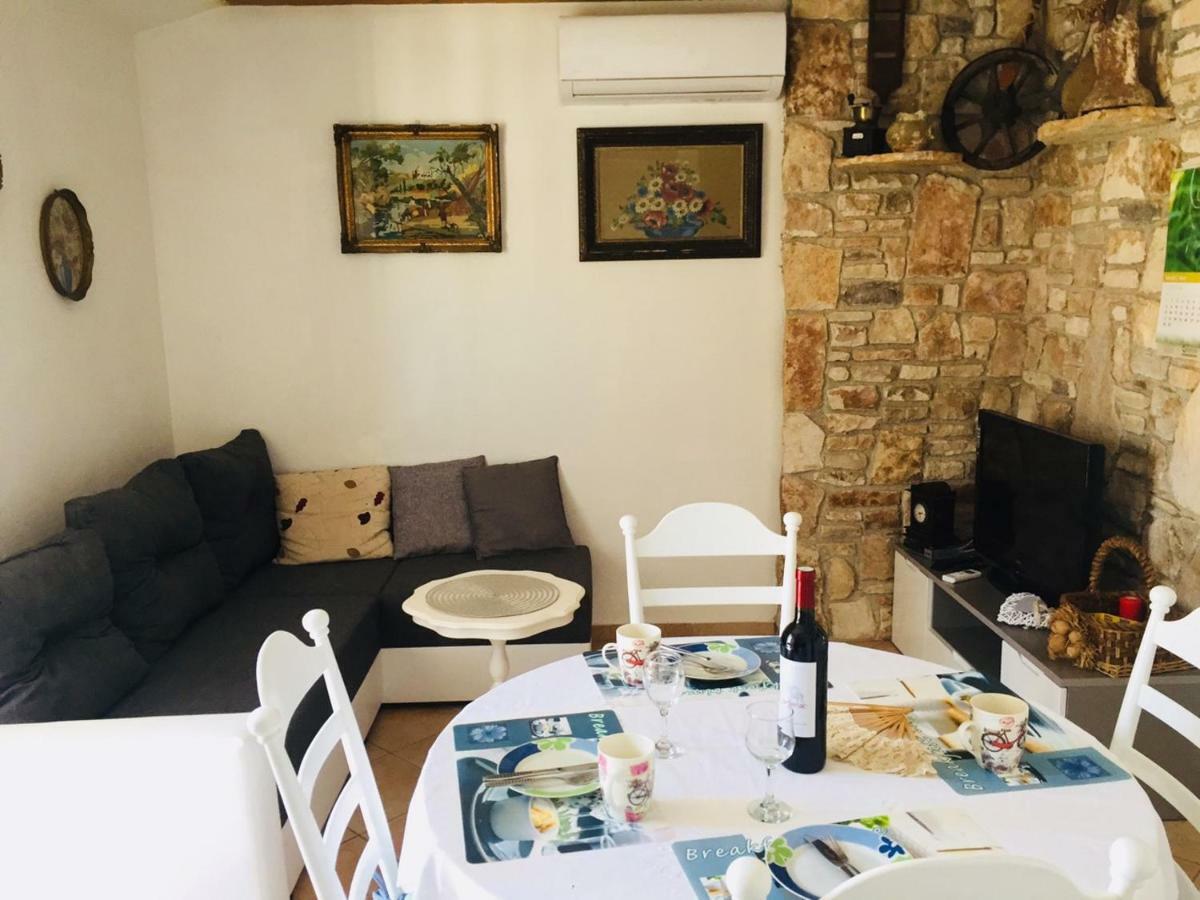 Apartment Josipa Premantura Luaran gambar