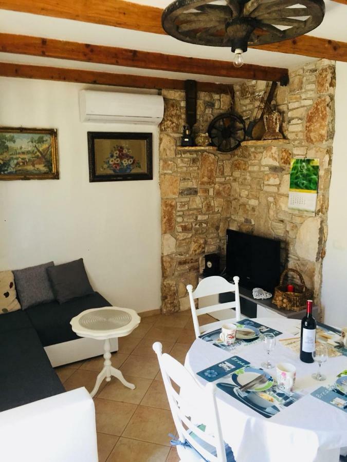 Apartment Josipa Premantura Luaran gambar